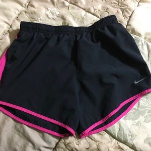 Nike large girls shorts